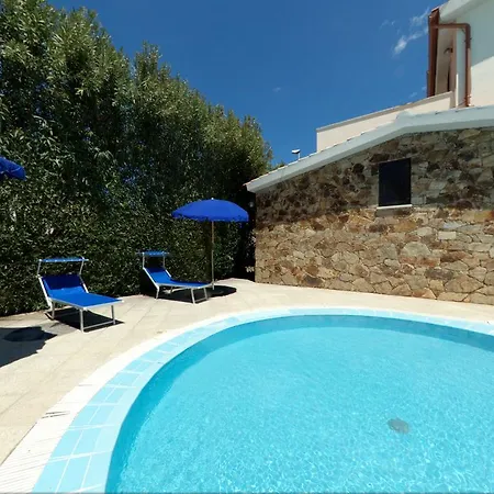 Residenza Gli Ontani אורוסיי