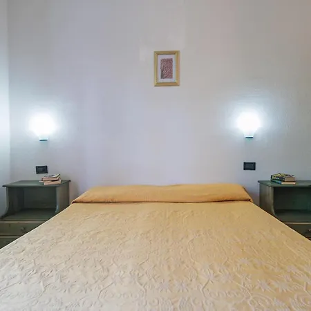 אתר נופש Residenza Gli Ontani 3*