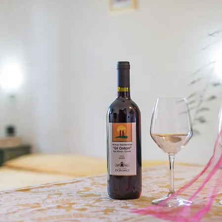 Residenza Gli Ontani 3* אורוסיי