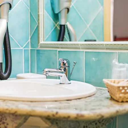 Üdülőközpont Residenza Gli Ontani 3*