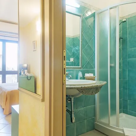 Residenza Gli Ontani 度假村 奥罗塞伊