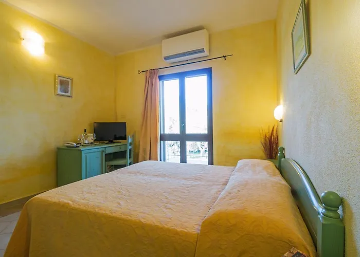 Residenza Gli Ontani Üdülőközpont Orosei